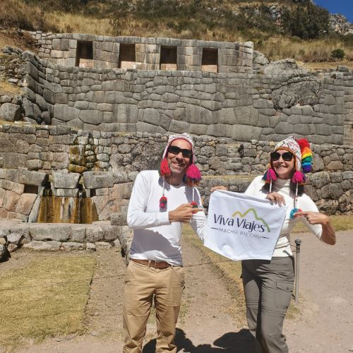 Pareja en Sacsayhuaman
